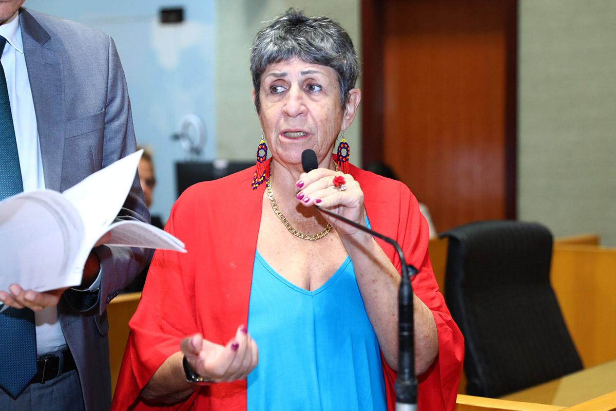 Selo amarelo quer dar visibilidade à luta contra a endometriose no ES