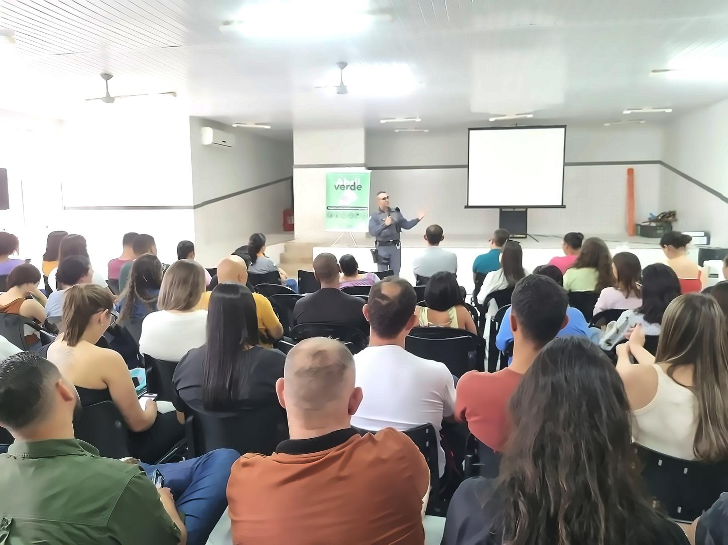 Violência doméstica e segurança no trabalho entram no debate em Vargem Alta