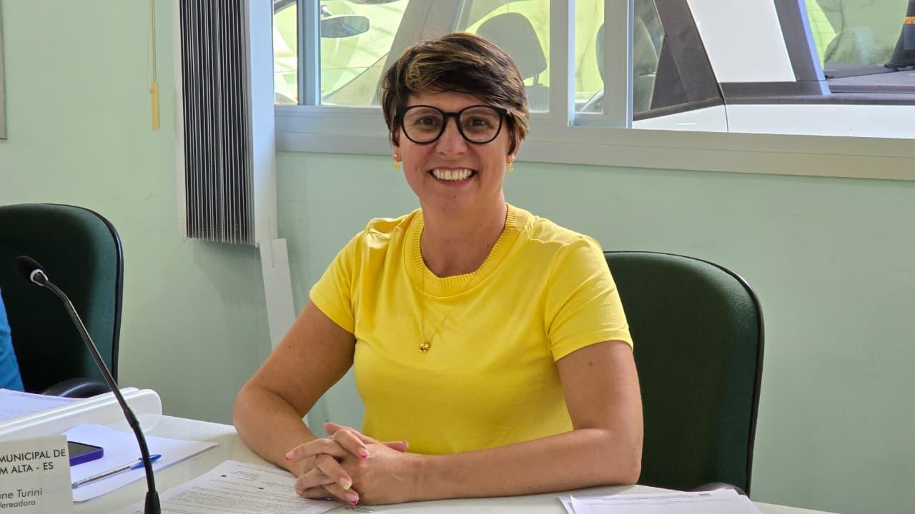 Vereadora solicita pavimentação de ruas estratégicas na sede de Vargem Alta