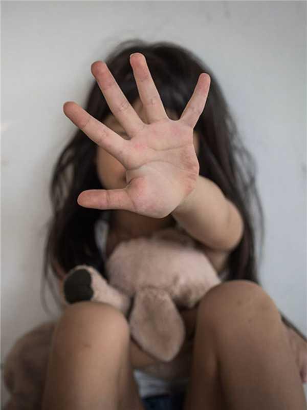 Alfredo Chaves realiza caminhada de conscientização contra abuso e exploração sexual infantil