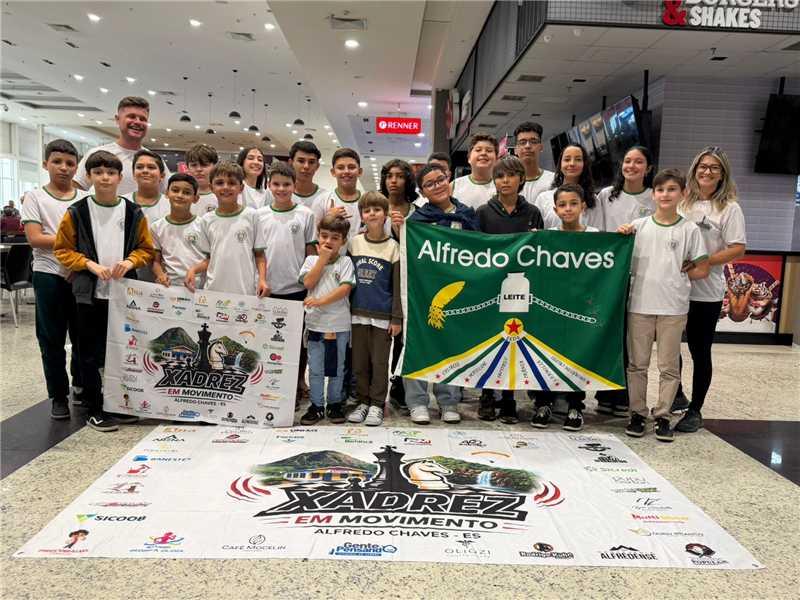 Estudantes de Alfredo Chaves conquistam medalhas e se destacam em campeonato de xadrez em Aracruz