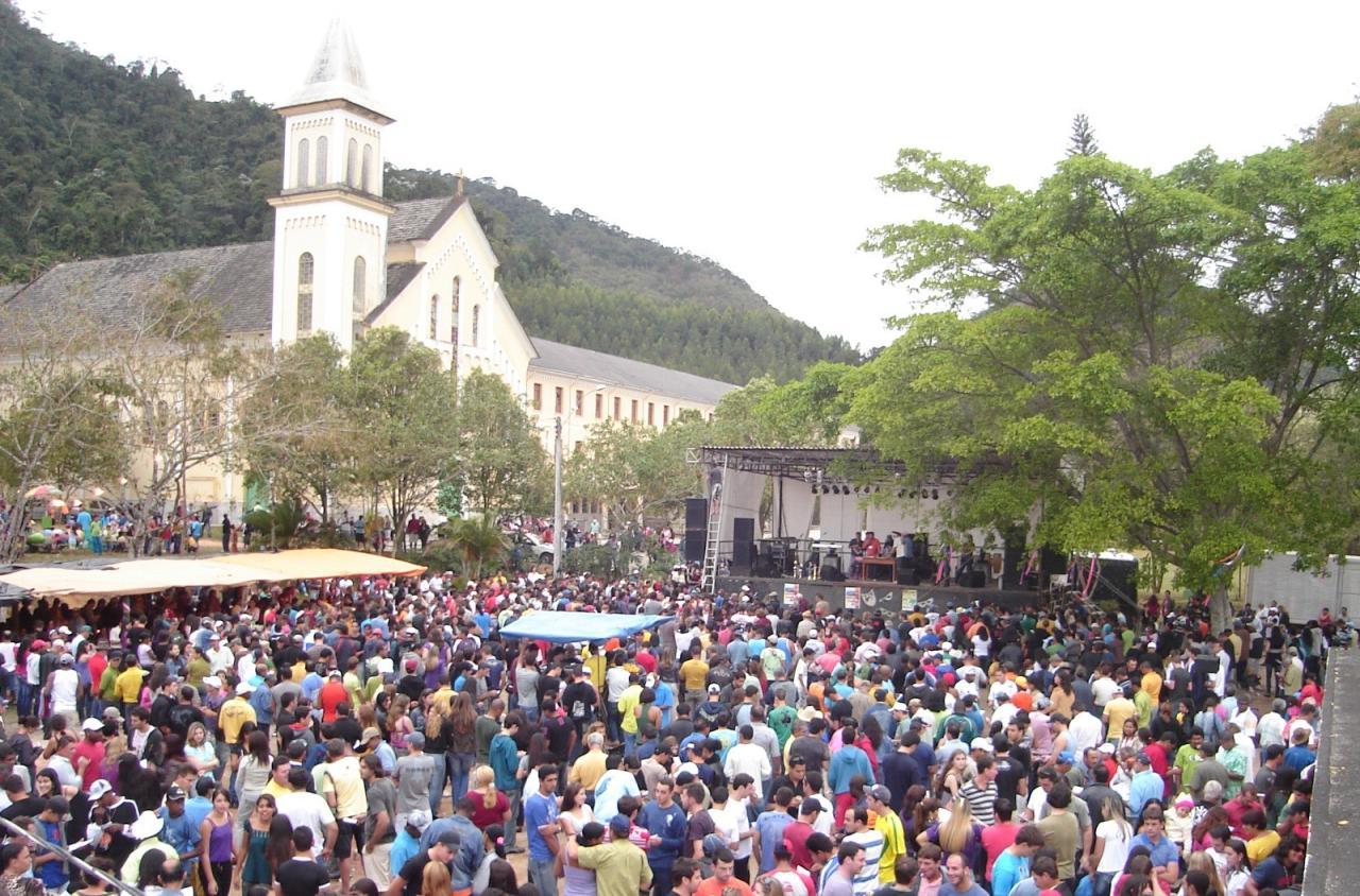 Fiat Strada, cavalgada e grandes shows prometem agitar Boa Esperança, em Vargem Alta