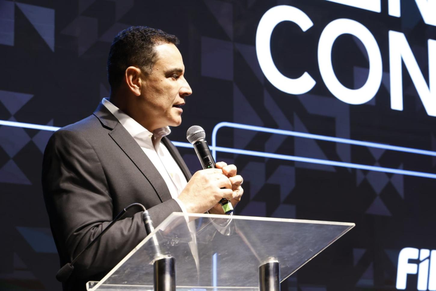 Indústria aposta em dados, IA e infraestrutura para ampliar competitividade do Espírito Santo