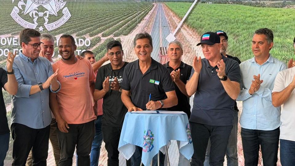 Pedro Canário recebe pacote milionário de obras e investimentos em saneamento, educação e infraestrutura
