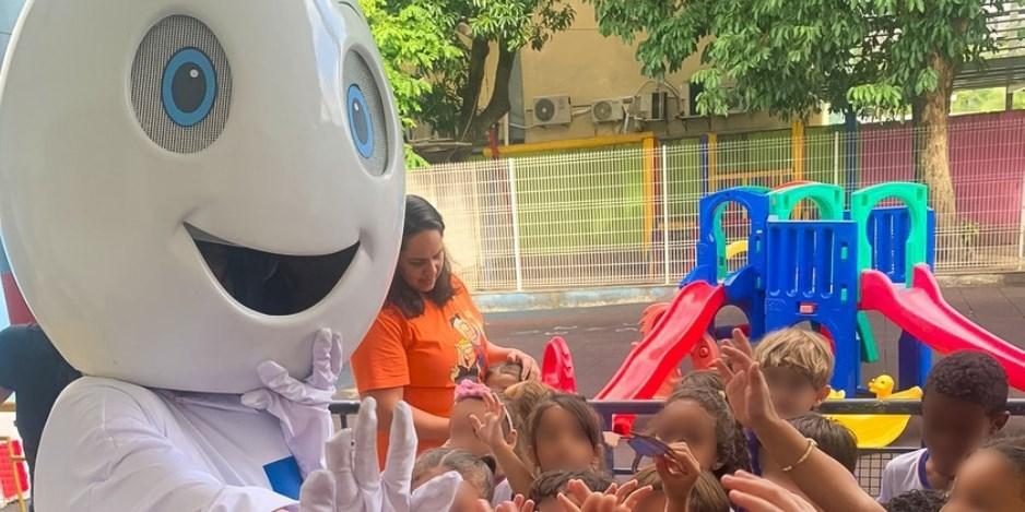Vacinação nas escolas segue intensificada no ES e já aplicou mais de 2 mil doses em estudantes