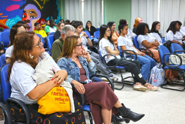Vila Quilombo lança biblioteca itinerante e livro autoral durante Semana da Mata Atlântica em Vargem Alta