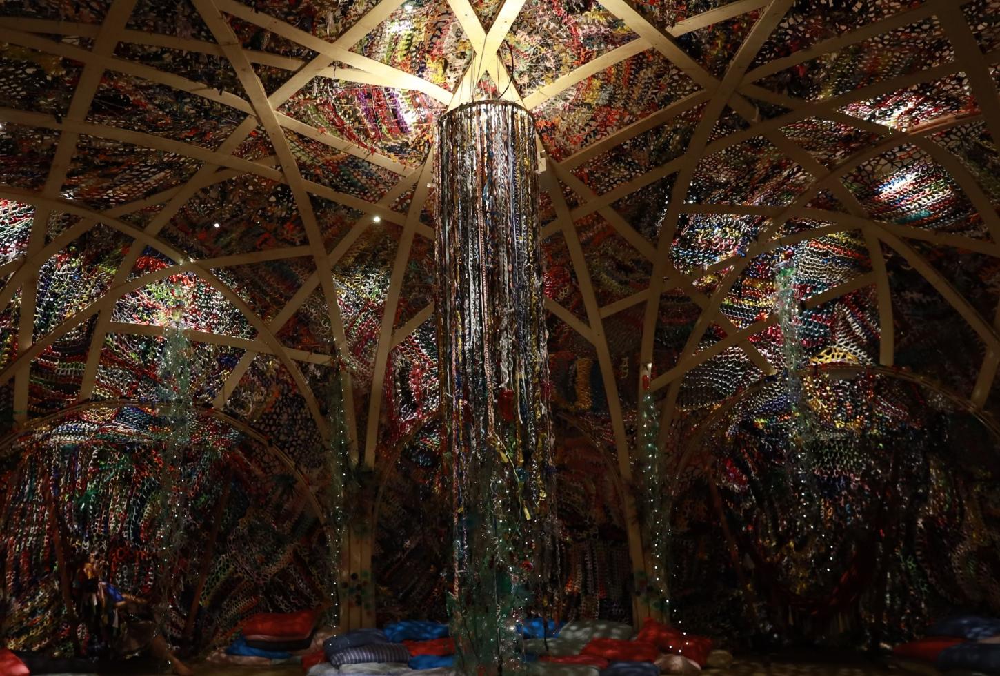 Exposição sobre mudanças climáticas chega a Cachoeiro com entrada gratuita e curadoria de Ailton Krenak