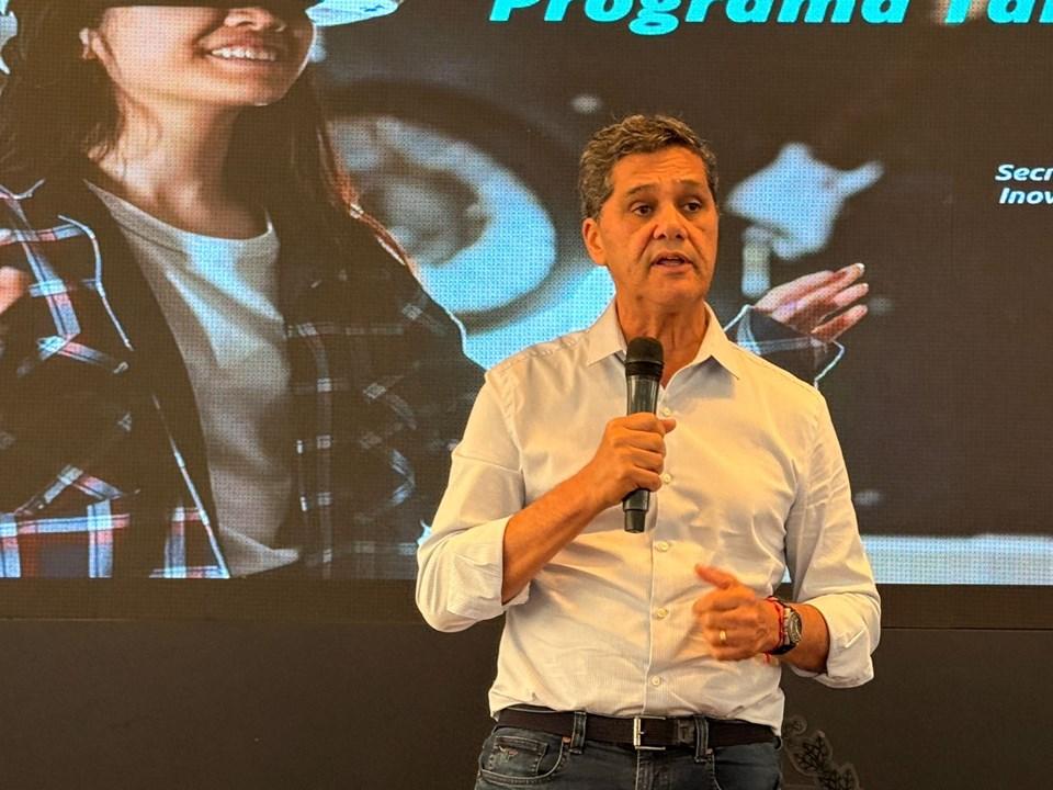 Governo do Estado lança Programa Talento Capixaba e leva inovação tecnológica para estudantes da rede pública