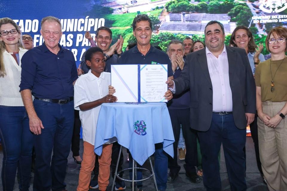 Guarapari recebe quase R$ 24 milhões em investimentos para transformar a educação pública