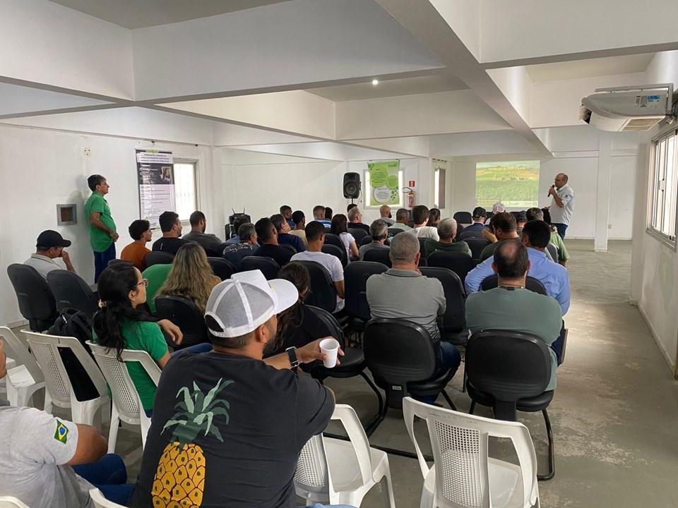Leite em pauta: encontro reúne produtores, cooperativas e especialistas para fortalecer a pecuária no Sul do Espírito Santo