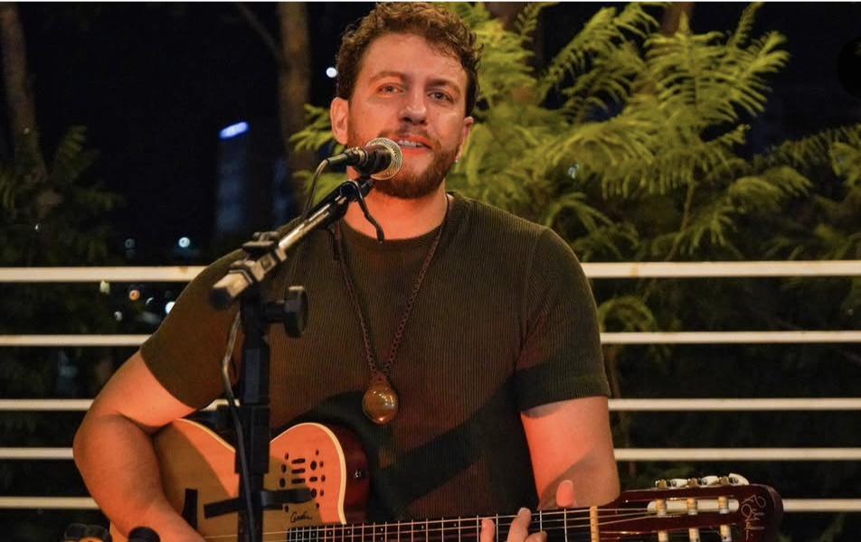 Música ao vivo e mais de 80 opções no almoço deste domingo em Vargem Alta