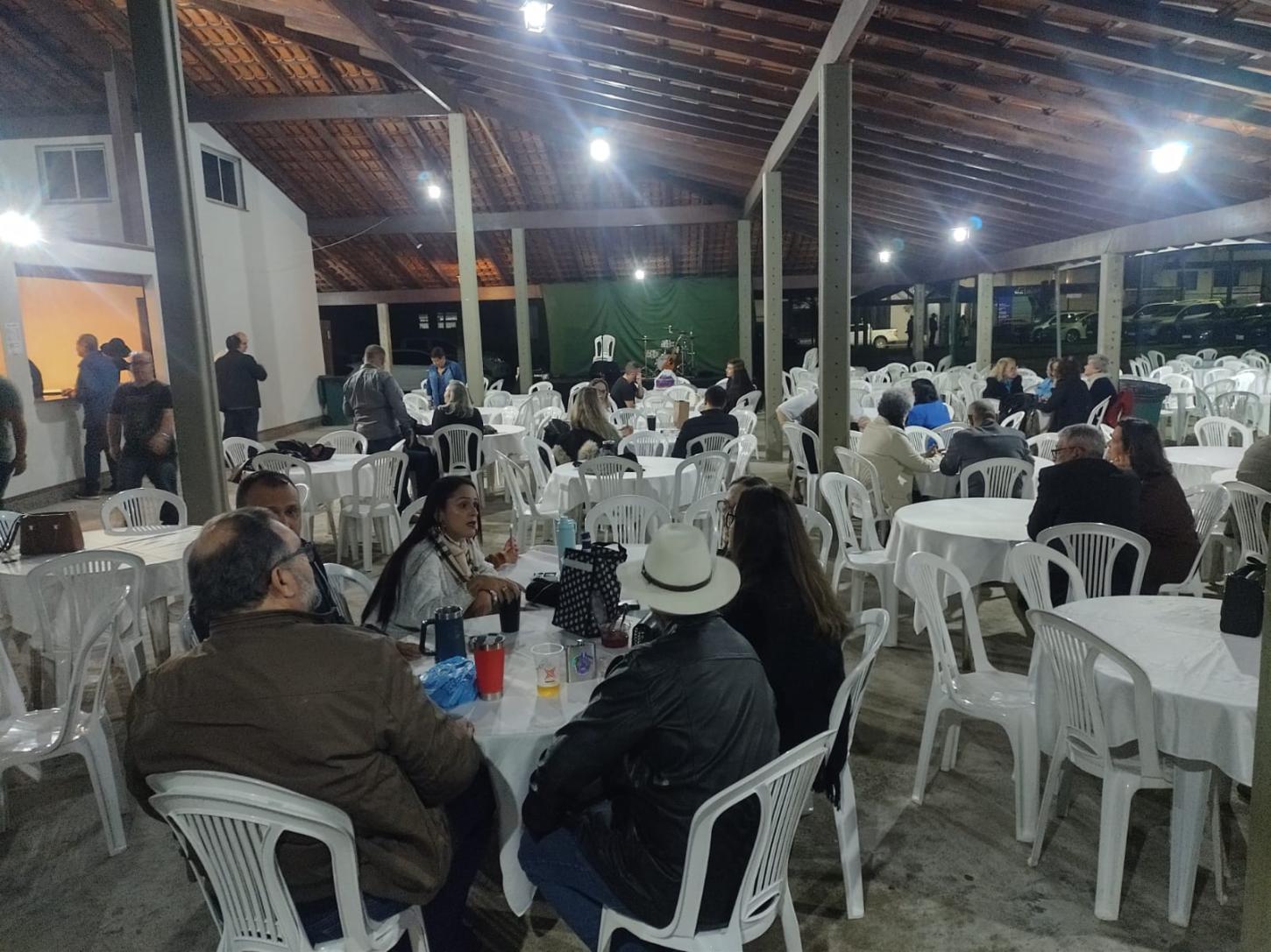 Noite de Caldos nas Montanhas celebra sabores do inverno e solidariedade em Vargem Alta