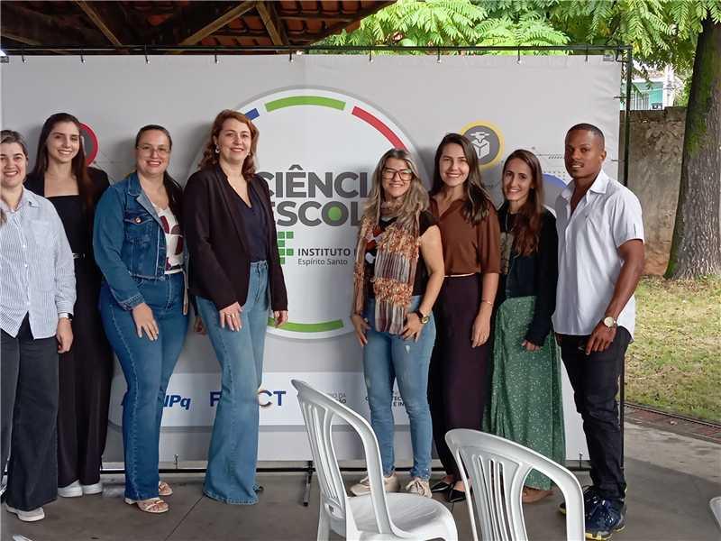 Educadores de Alfredo Chaves participam de fórum estadual e ampliam projeto de ciência nas escolas