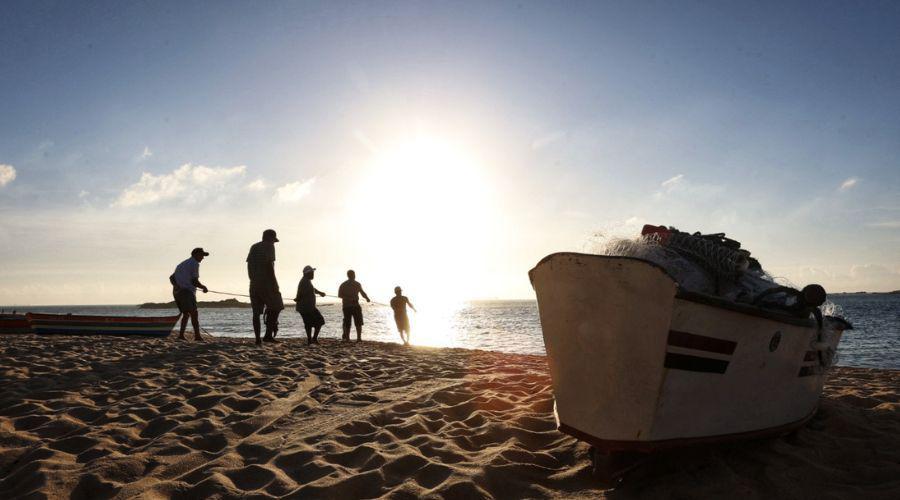 Mais de 300 pescadores artesanais poderão regularizar embarcações em Vila Velha