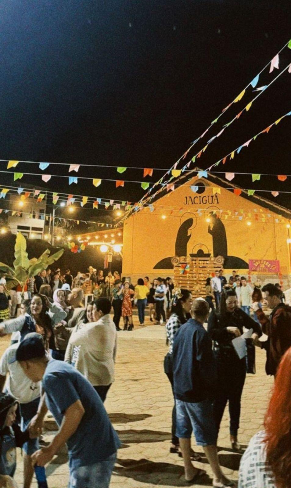 Na antiga estação, Jaciguá revive o encanto das festas julinas