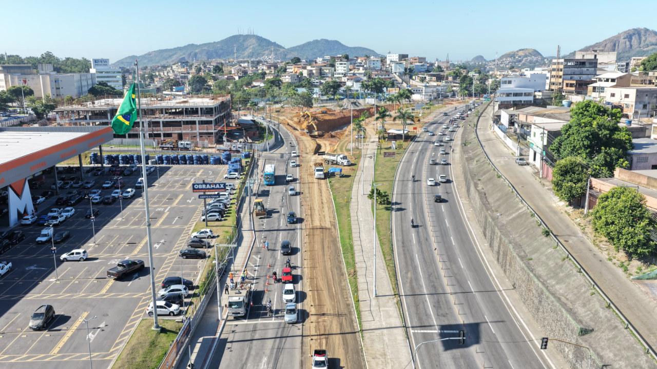 Obras do novo viaduto alteram trânsito em Alto Lage; motoristas devem ficar atentos aos desvios