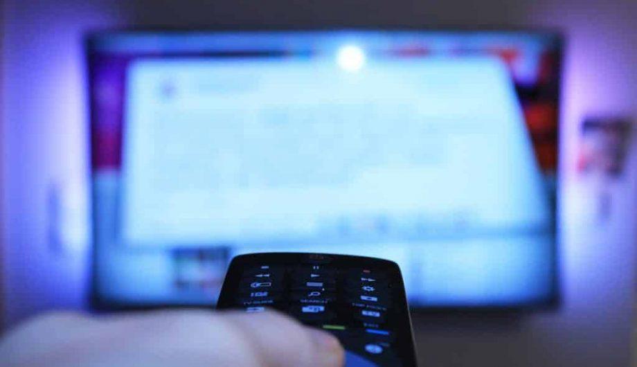 Procon de Cachoeiro orienta consumidores sobre suspensão temporária de internet, TV e outros serviços