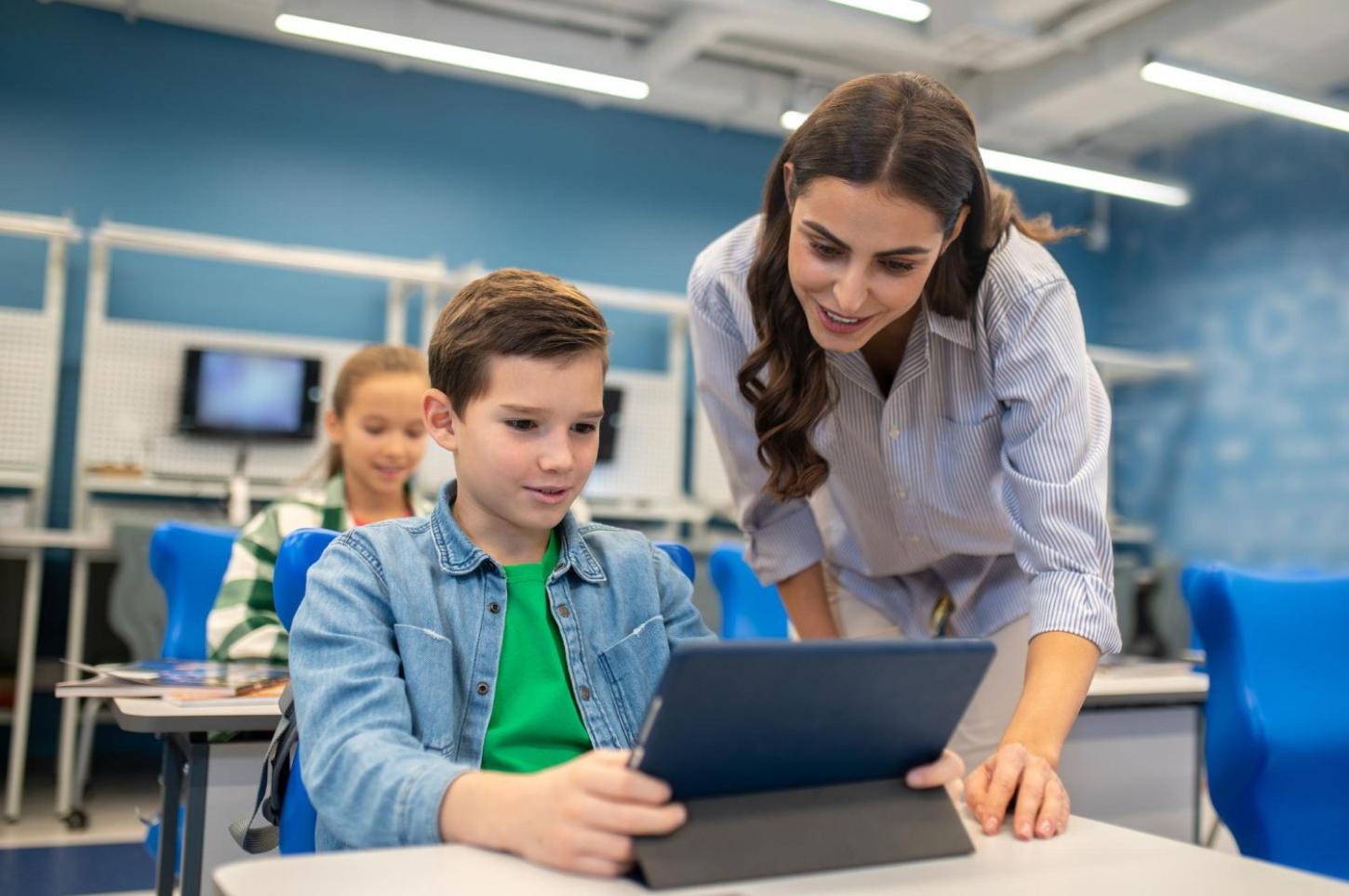Tecnologia redefine o papel da escola e exige inovação com foco na aprendizagem