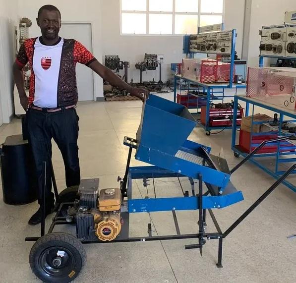 Cafeicultor capixaba conquista medalha em festival internacional de invenções no Vale do Silício