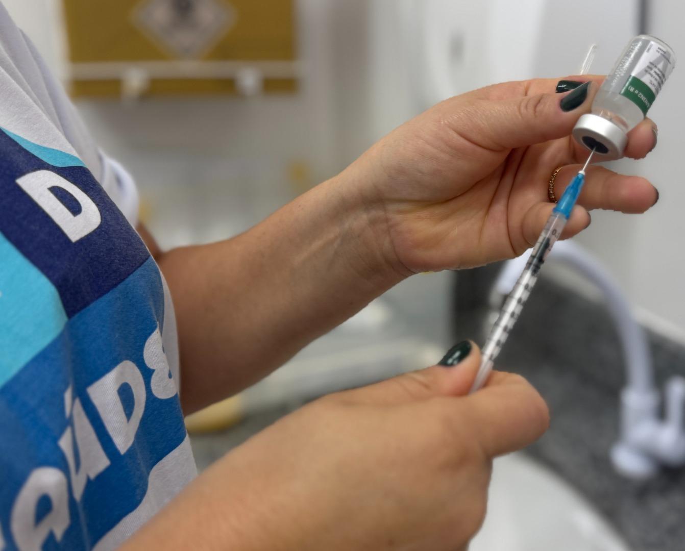 Cariacica abre 30 unidades de saúde neste sábado com vacinação, consultas e exames