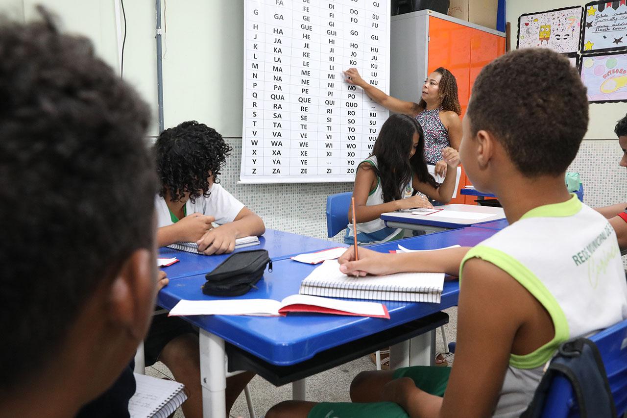 Educação de Cariacica convoca novos aprovados do magistério; chamadas acontecem nesta sexta-feira (14)