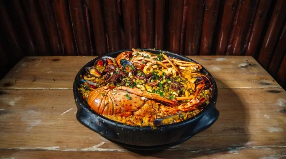 Festival de Inverno agita Marataízes com gastronomia e shows gratuitos à beira-mar
