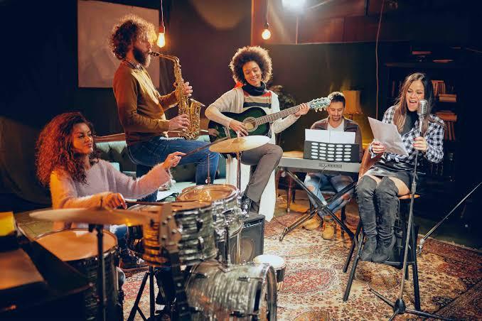 Vargem Alta abre credenciamento para contratar artistas, bandas e grupos musicais