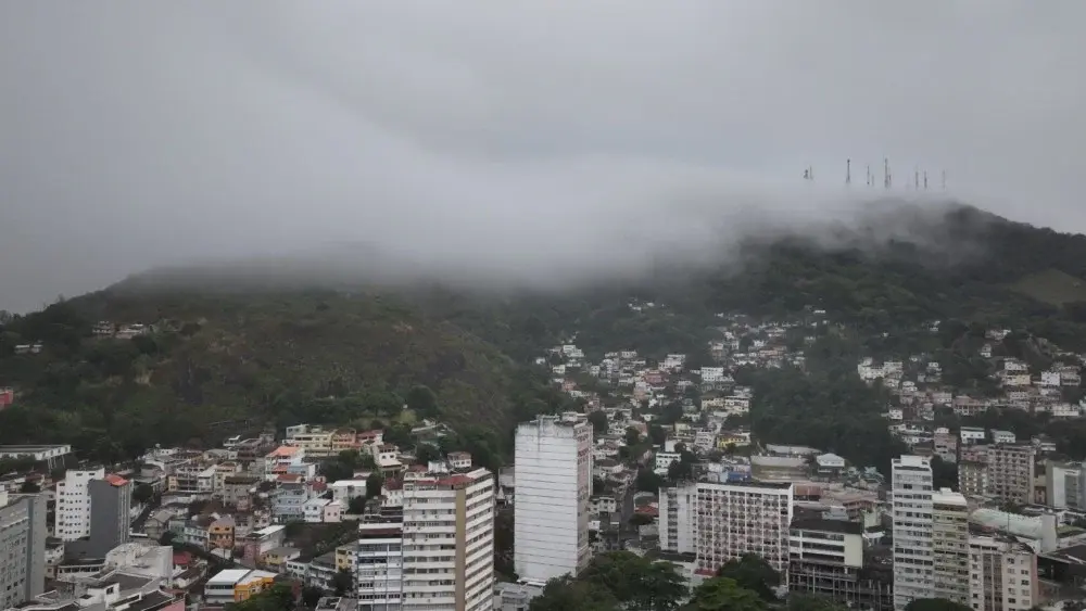 51 cidades do Espírito Santo estão em alerta para chuva forte até quinta-feira