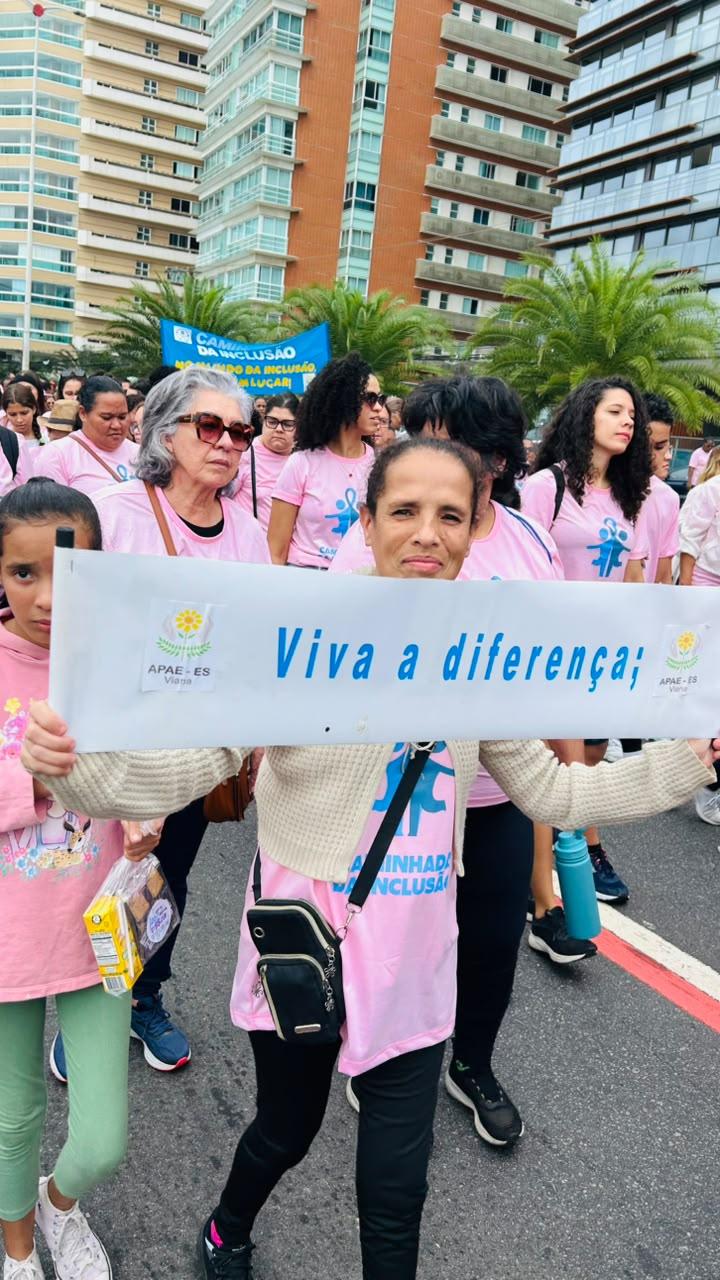 Caminhada pela inclusão reúne cerca de mil pessoas em Vitória