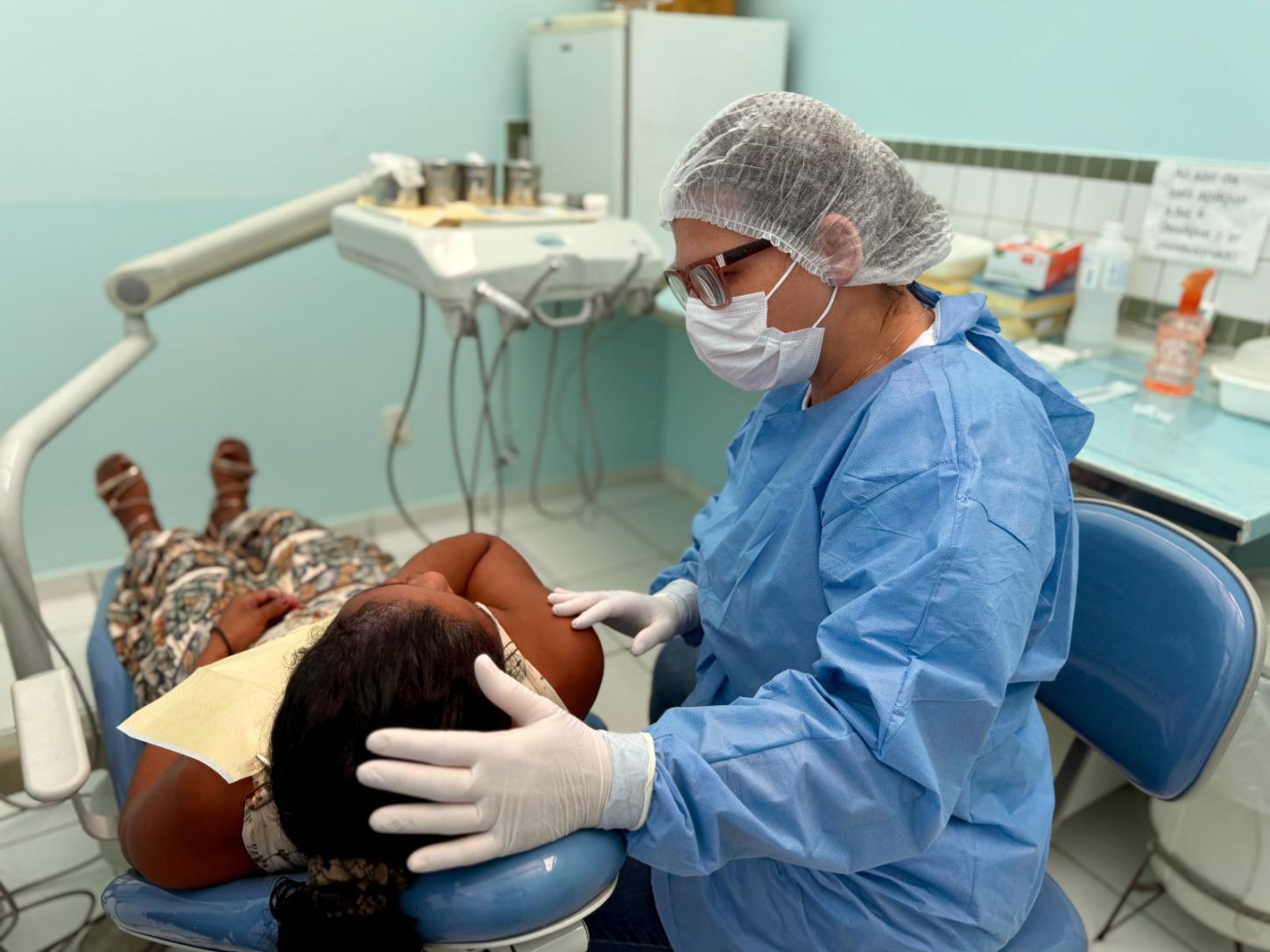 Cariacica abre 740 vagas para dentista nesta sexta-feira; veja como agendar