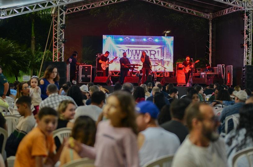 Cerveja artesanal, gastronomia e seis shows movimentam a Serra neste fim de semana