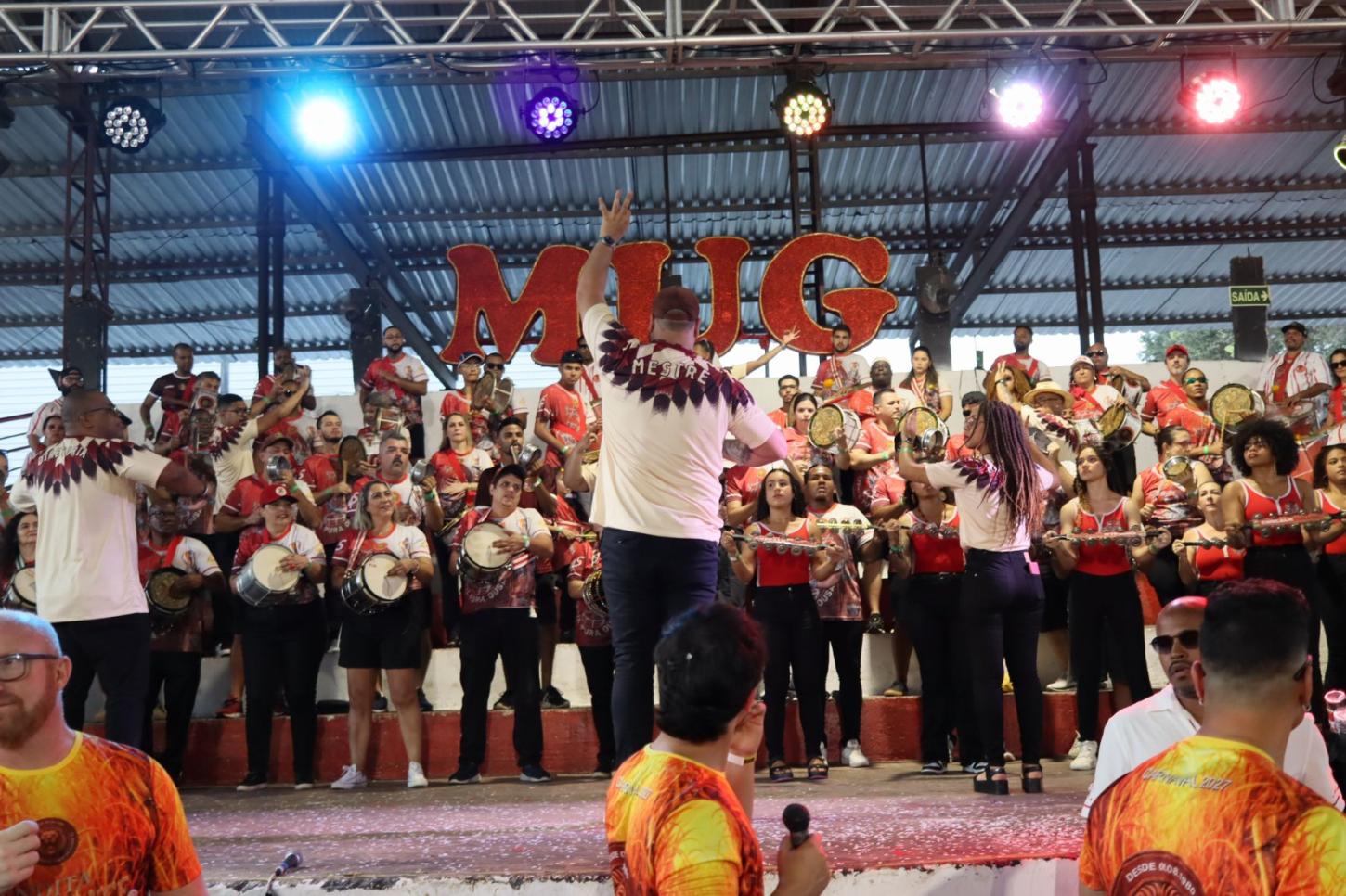 Churrasco e samba marcam domingo na quadra da MUG