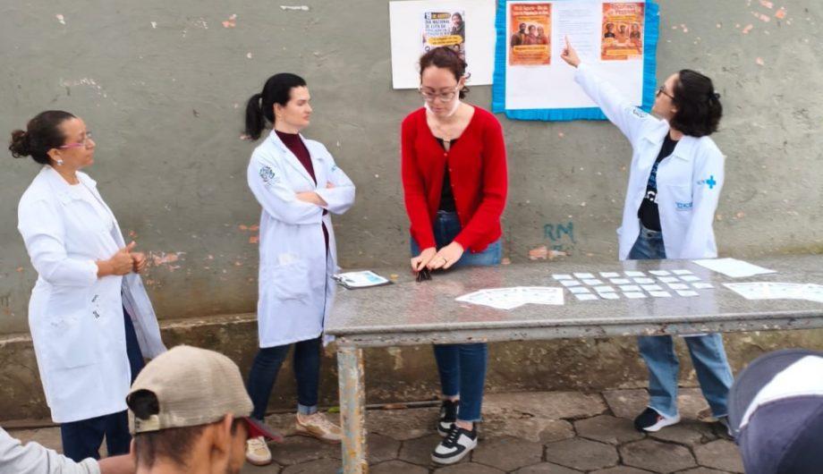 Consultório na Rua leva médicos, vacinação e outros atendimentos à população em situação de rua em Cachoeiro
