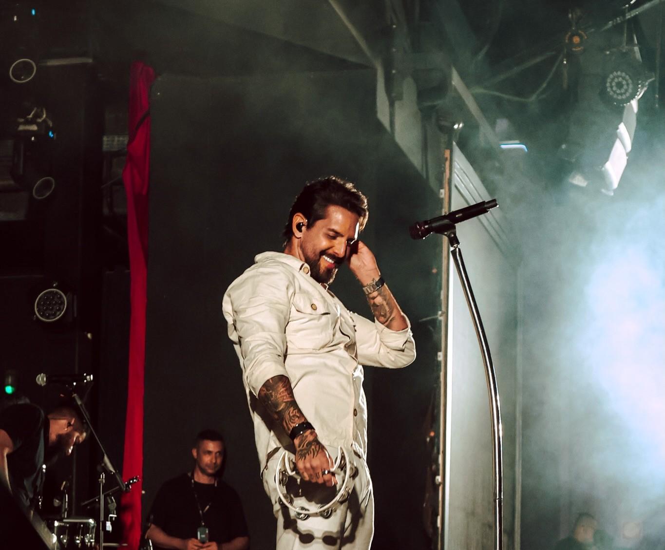 Felipe Pezzoni fará último show com Banda Eva no ES