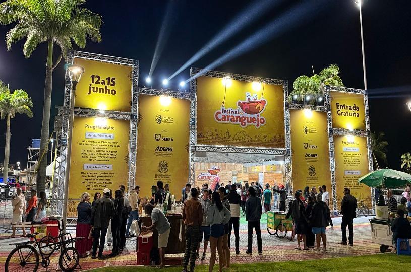 Festival do Caranguejo agita feriadão na Serra com gastronomia e shows gratuitos