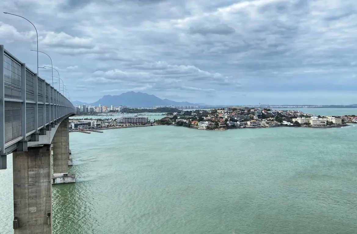 Frente fria muda o tempo no Espírito Santo e traz risco de temporais