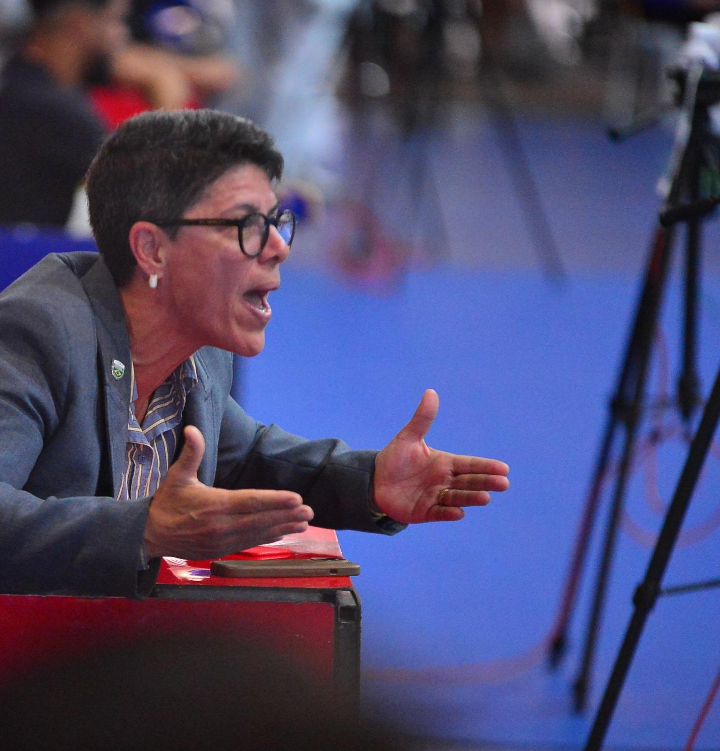 Primeira capixaba na comissão técnica da Seleção Brasileira, Manuela Feliz embarca para Mundial de Taekwondo na Coreia do Sul