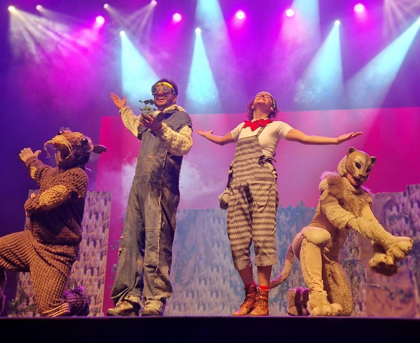 Teatro gratuito leva aventura ambiental a Contagem neste domingo