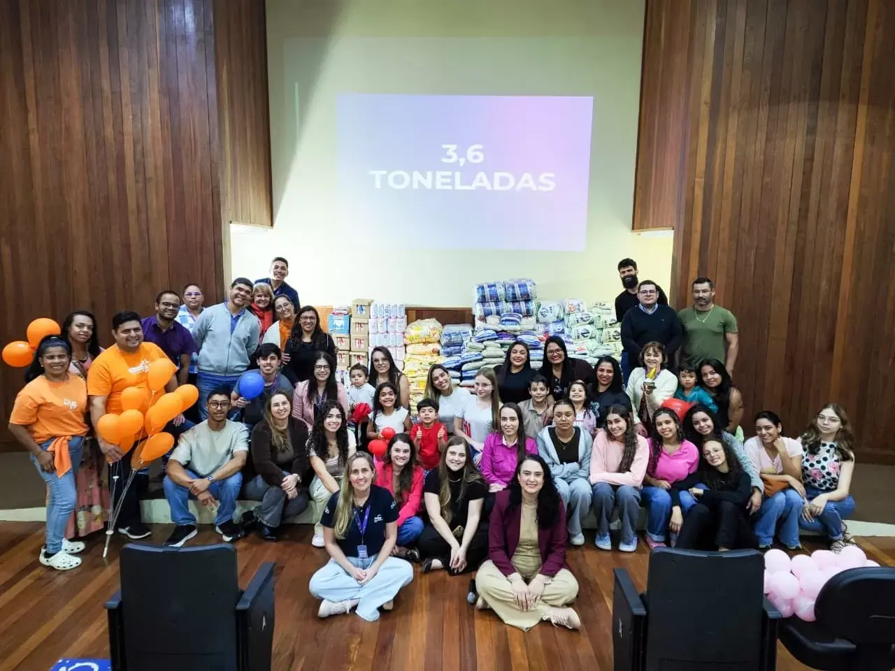 Alunos do Senac arrecadam 3,6 toneladas de alimentos em Venda Nova do Imigrante