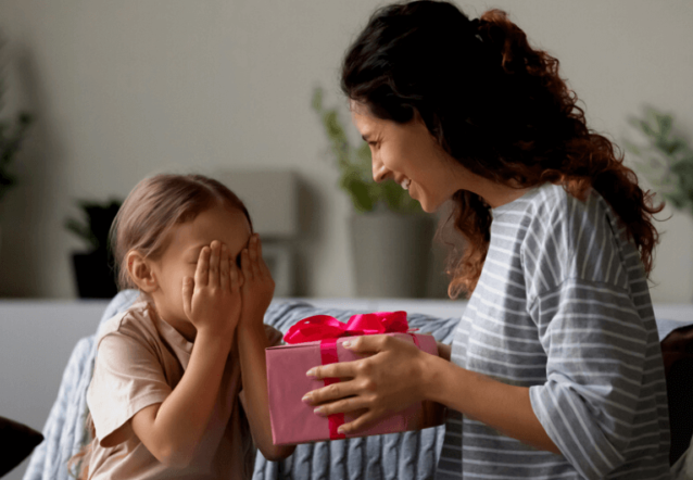 Dia das Crianças: Procon de Cachoeiro alerta para cuidados na compra de brinquedos e presentes