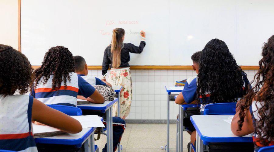 Dia dos Professores: Vila Velha homenageia educadores que transformam vidas pela educação