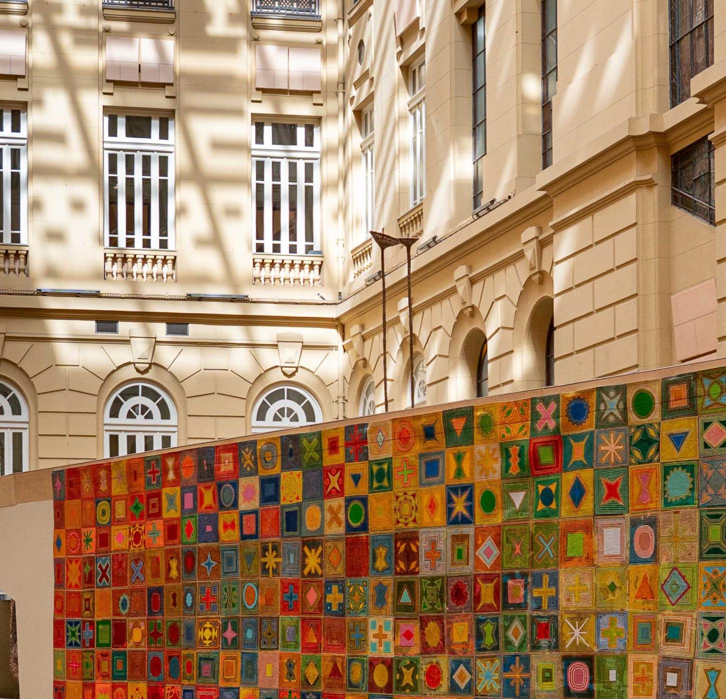Exposição reúne mais de 600 obras e documentos de Joaquín Torres García em BH