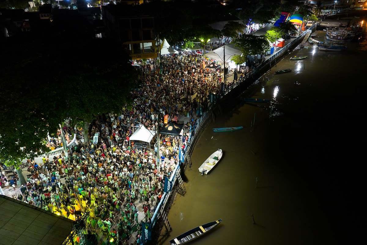 Festival do Camarão reúne gastronomia e música em Conceição da Barra