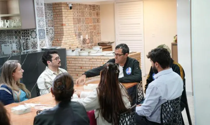 Bruno Resende defende representação da saúde em encontro com médicos