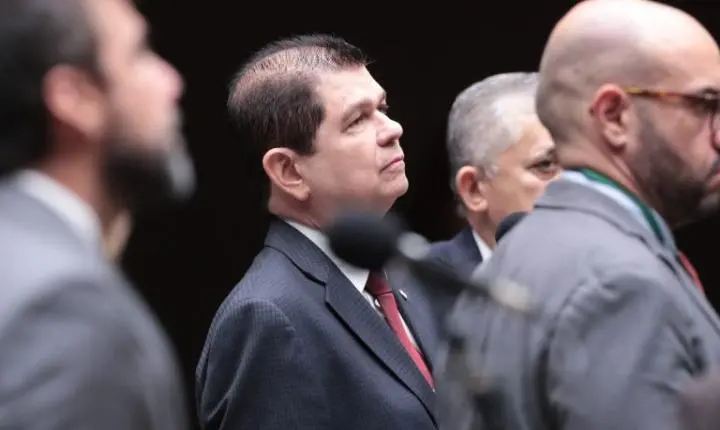 Câmara aprova texto-base com regras para o IBS previsto na reforma tributária