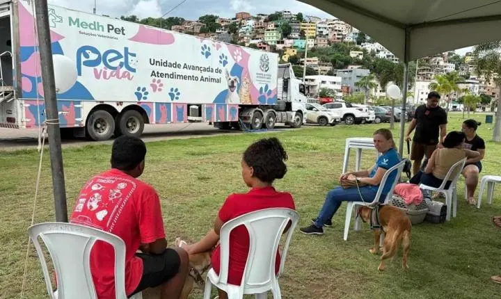 Carreta do Pet Vida leva castração e vacinação gratuita a Cachoeiro