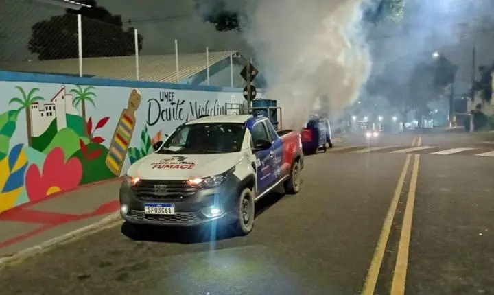 Carro fumacê percorre bairros de Vila Velha durante outubro; veja como consultar a rota