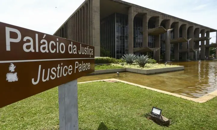 CNU convoca 712 candidatos para preencher ficha de investigação social