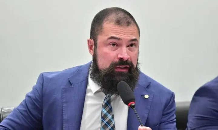Comissão aprova pensão especial para dependentes de policiais mortos em serviço
