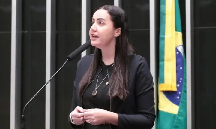 Comissão aprova proposta que obriga escolas a comunicar suspeita de trabalho infantil